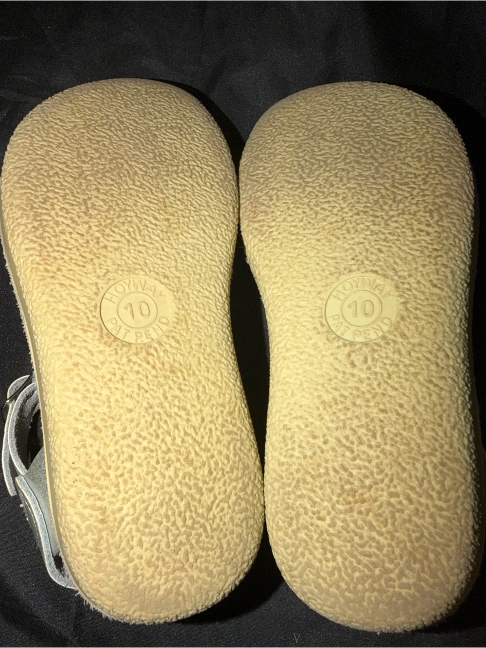 Sun-San Sandals leather straps silver and white size 10 excellent condition